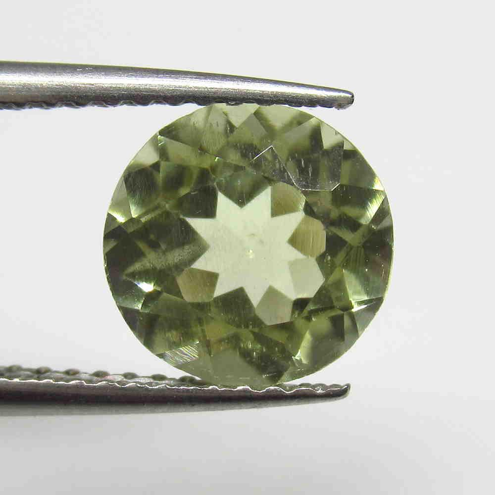 1.97 Ctw Natural Lime Green Sillimanite Round Cut (1 of 2)