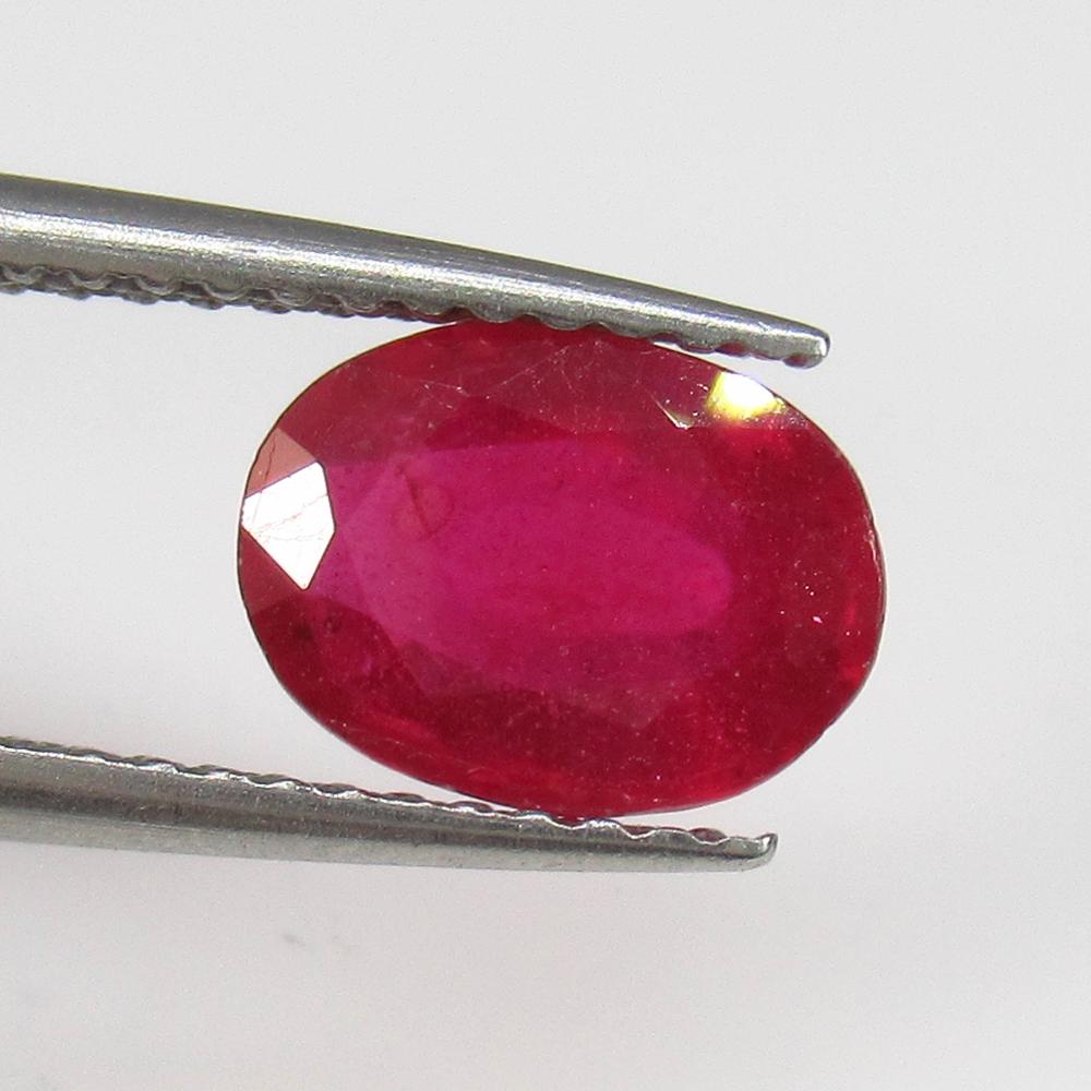 1.61 Ct Natural Mozambique Pinkish Red Ruby Oval Cut (1 of 2)