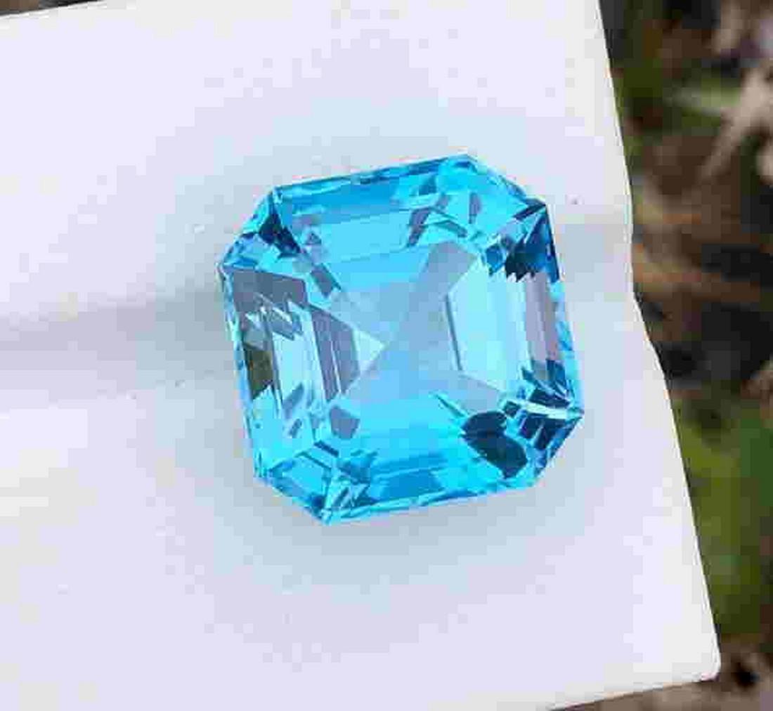 20 Carats Natural Assher Cut Swiss Blu Topaz~15x15x11: Title: 20 Carats Natural Assher Cut Swiss Blu Topaz~15x15x11 MM Gemstones: Topaz Carat Weights: 20 Carats Size/Dimensions: 15x15x11 MM Additional Information: Natural Reserve: 160 Shipping: Domestic: