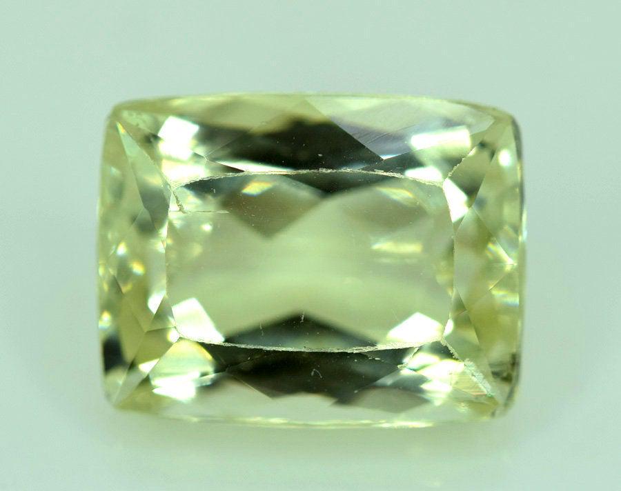 13.40 cts Natural Triphane Kunzite Gemstone From (1 of 4)