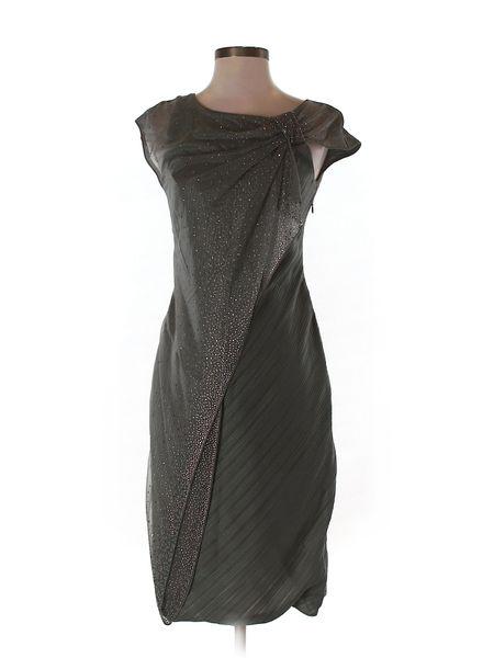 Authentic Giorgio Armani Exclusive Designer Couture: Authentic Giorgio Armani Exclusive Designer Couture Evening Dress with Double Certificate of Authenticity. This is a true authentic Designer Dress! The piece is constructed impeccably as shown in the 