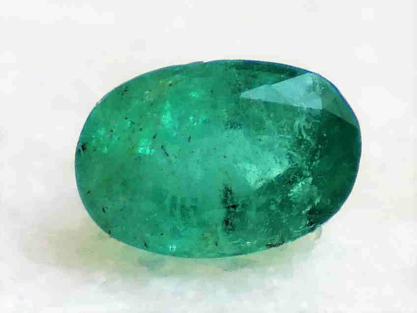 Emerald 0.82 ct certified IGI (1 of 2)