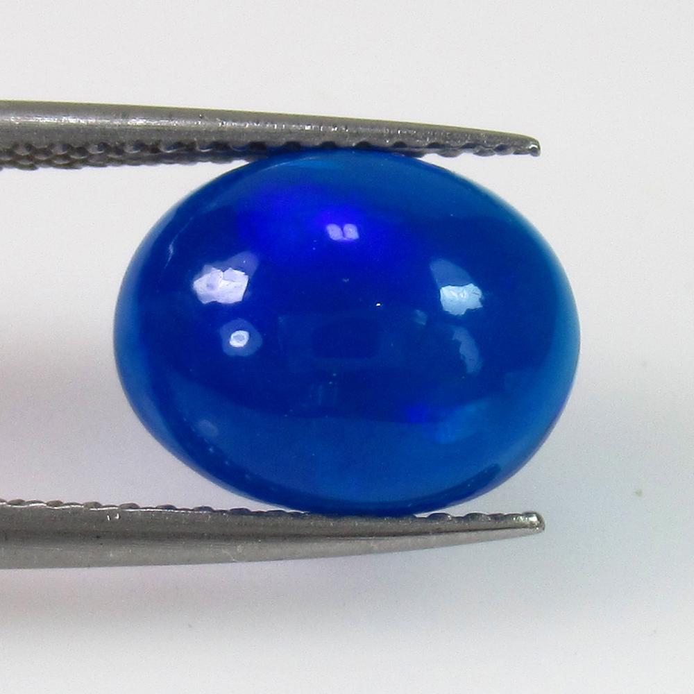 2.10 Ct Geuine Ethiopian Fire Blue Opal Oval Cab (1 of 2)