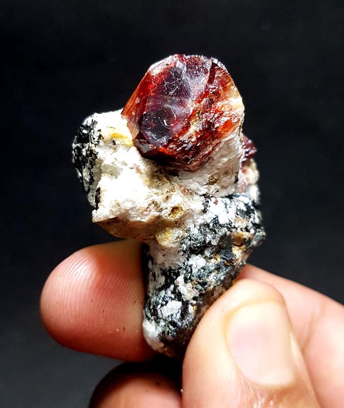 35 Grans Beautiful Red Zircon Specimen From Skardu: No Reserve! Title: 35 Grans Beautiful Red Zircon Specimen From Skardu pakistan Color/Clarity: Red Gemstone Type: Specimen Carat Weights: 35 Grams Size/Dimensions:48*33*23 mm Shipping: Domestic: Flat-r