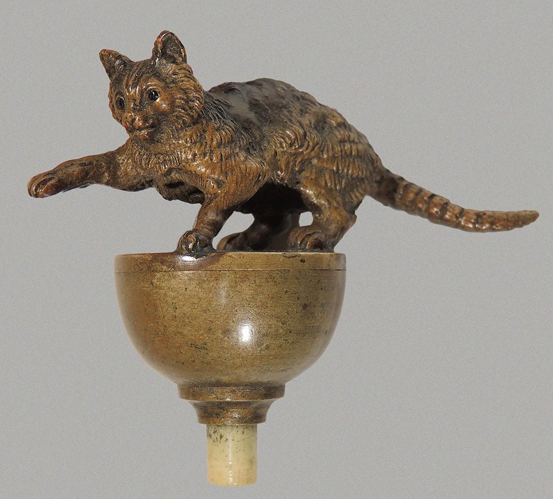 Vienna Bronze animated cat bell pull switch (1 of 3)