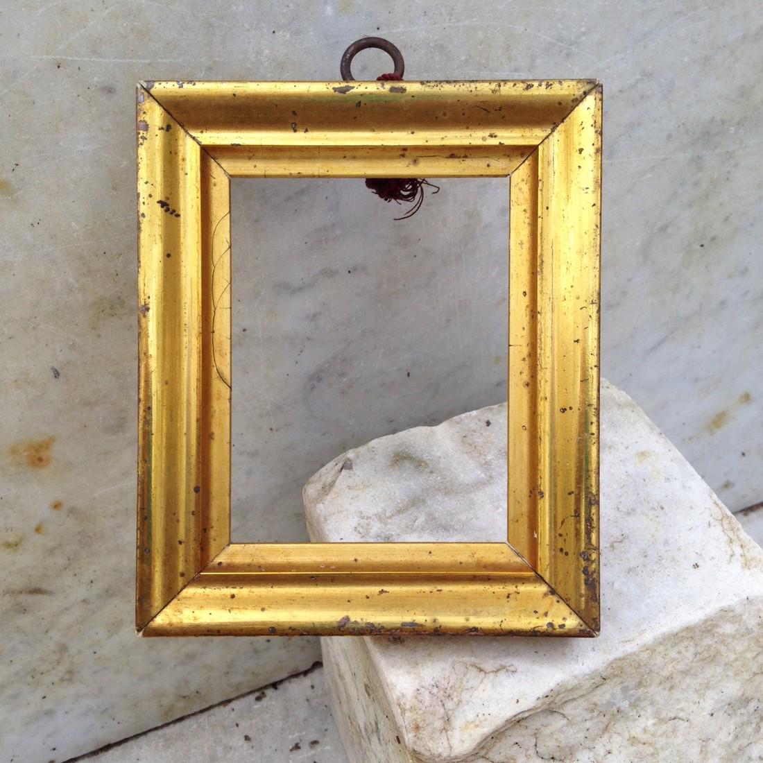 19thc Small Gold Leaf Frame (1 of 5)