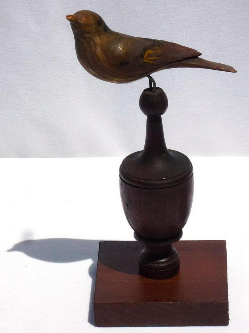 Carved Bird With Graceful Form, From The Early 1900's (1 of 8)