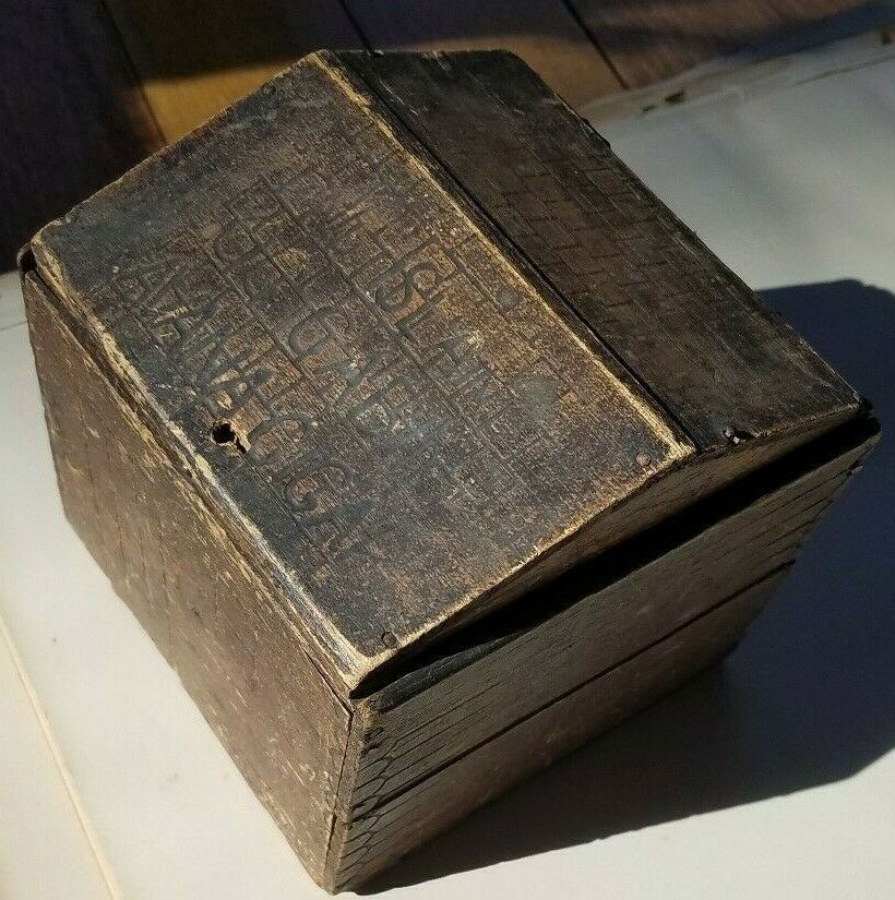 1930 Log Cabin Cigar Box Figural Havana (1 of 5)