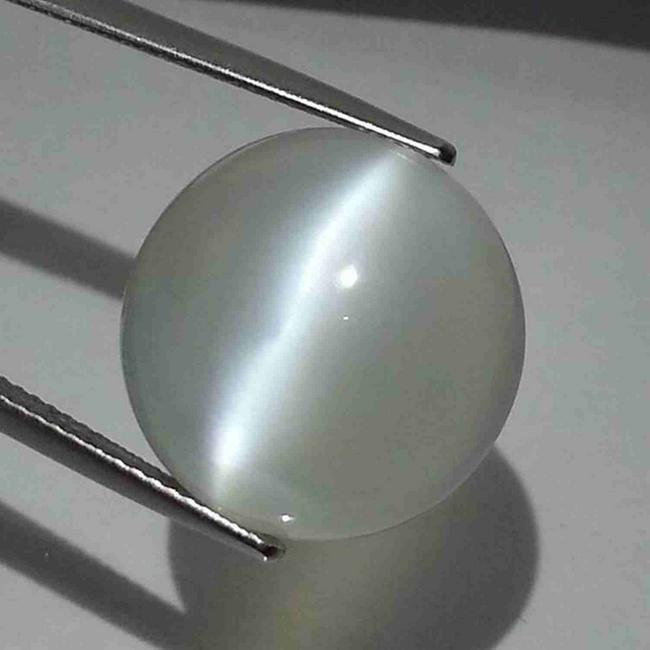 19.47 ct Natural Moonstone Cat's Eye (1 of 6)