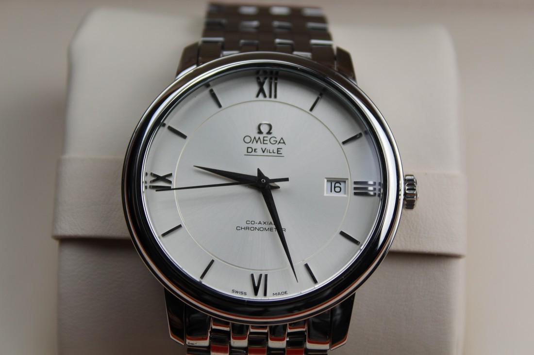 Omega De Ville Prestige Co-Axial Calibre 2500: Title: Omega De Ville Prestige Co-Axial Calibre 2500 Brand: Omega Model: 424.10.37.20.02.001 Movement: Calibre Omega 2500 Functions: Between lugs: 19 mm Bracelet: steel Case: Steel Case diameter: 36.8