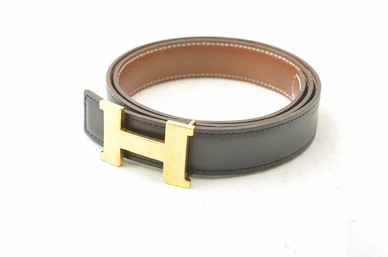 Hermès Constance H buckle: Brand: Hermès Model: Constance H buckle Color: Black Material: Leather Dimensions: 65cm / 2.3cm Serial number: ?E Country of origin: France Condition: B - good condition. May have some signs of wear.