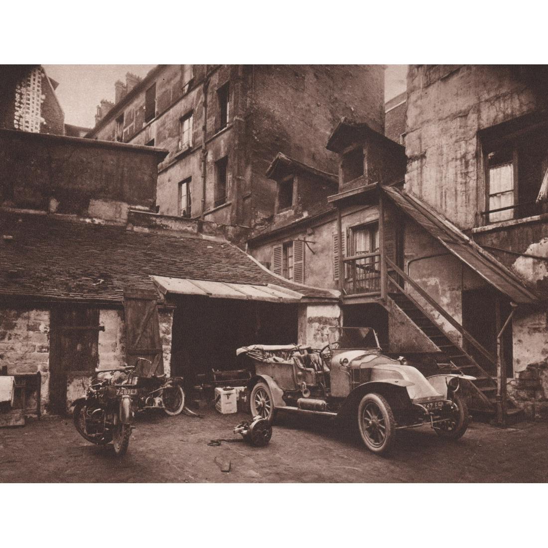 EUGENE ATGET - Motor Vehicles, Paris (1 of 1)