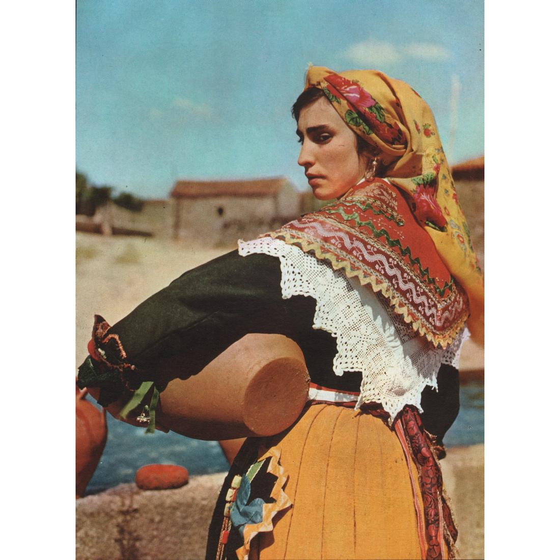 JOSE ORTIZ ECHAGUE - Salamanca, Aguadora en Penaparda: Artist: JOSE ORTIZ ECHAGUE Print Title: Salamanca, Aguadora en Penaparda Medium: Color Sheet-fed Gravure Printing Date: 1960's Printed in Spain Image Size approx: 8.5 x 6.25 inches Jose Ortiz Echague 