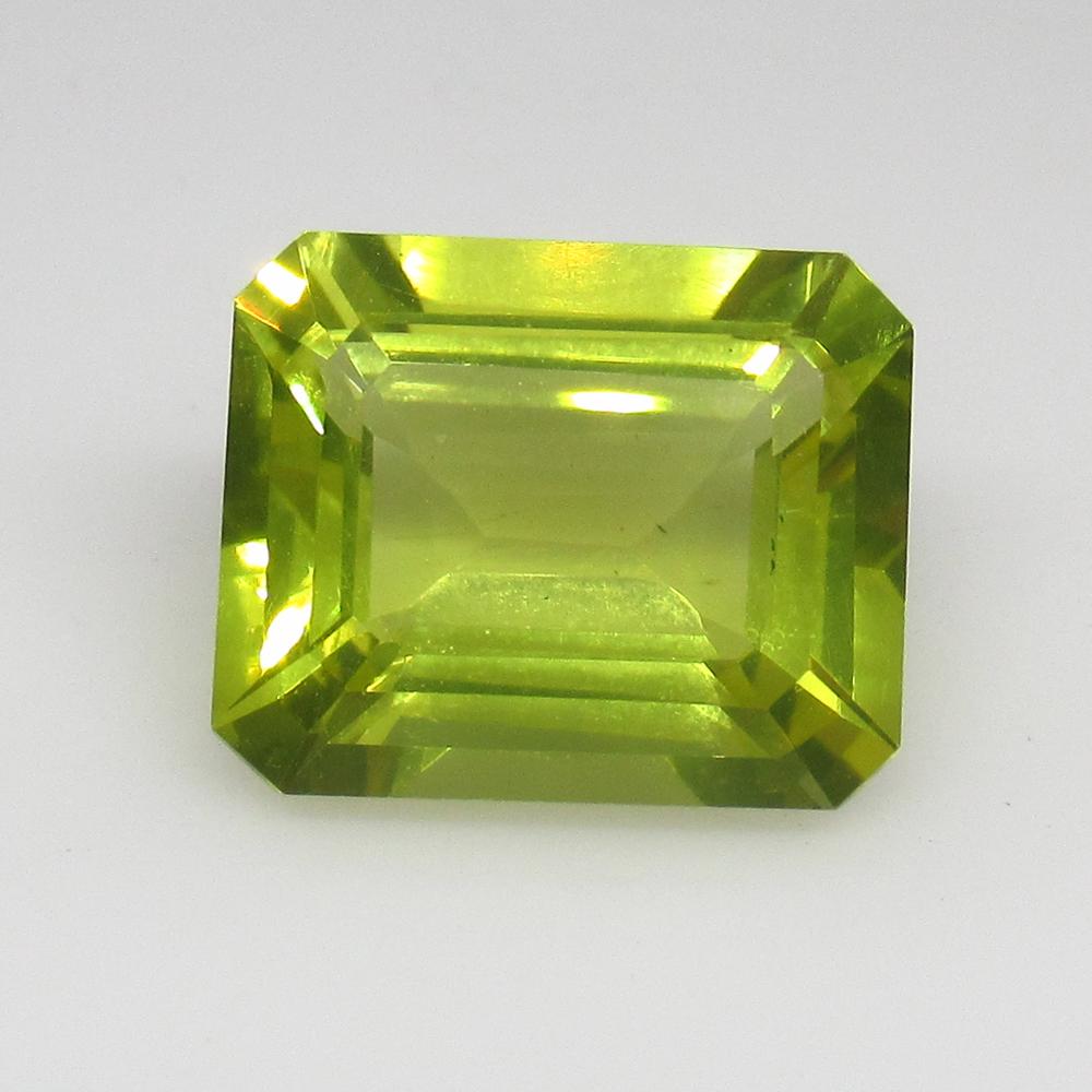 5.03 Ct Natural Lemon Quartz Octagon Cut: No Reserve! Title: 5.03 Ct Natural Lemon Quartz Octagon Cut Color/Clarity: VVS Gemstone: Natuarl Lemon Quartz Carat Weight: 5.03 Size/Dimensions: 11.90 x 9.80 x 6.30 mm Additional Information: Top Qua