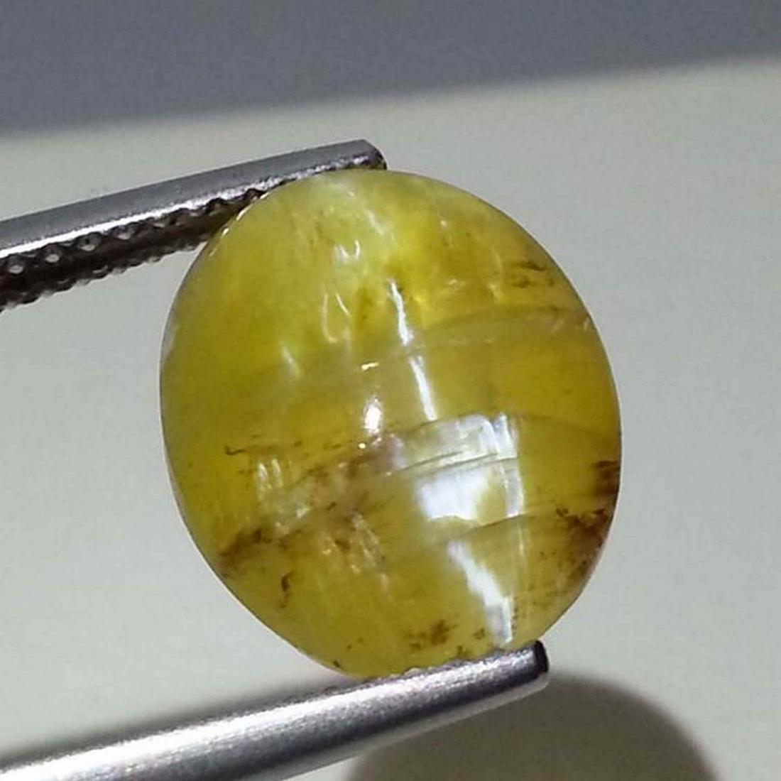 Natural Apatite cat's Eye 4.44 ct: No Reserve! Title: Natural Apatite cat's Eye 4.44 ct Color/Clarity: Opaque Gemstones: Loosegemstone Carat Weights: 4.44 Size/Dimensions: 12.50 x 10.00 x 6.40 Additional Information: Oval - Srilanka Sh
