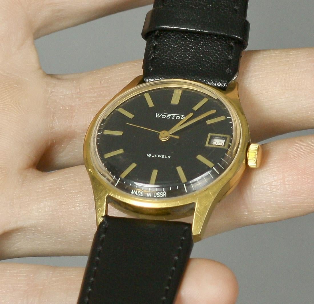 Wostok vintage men wrist watch russian antique unisex: Title: Wostok vintage men wrist watch russian antique unisex black USSR watches Additional Information: Materials Band material: Leather Gold, Stainless steel Wostok vintage men wrist watch russian an