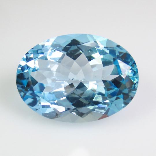 5.62 Ct Natural Brazil Sky Blue Topaz Oval Cut (1 of 2)