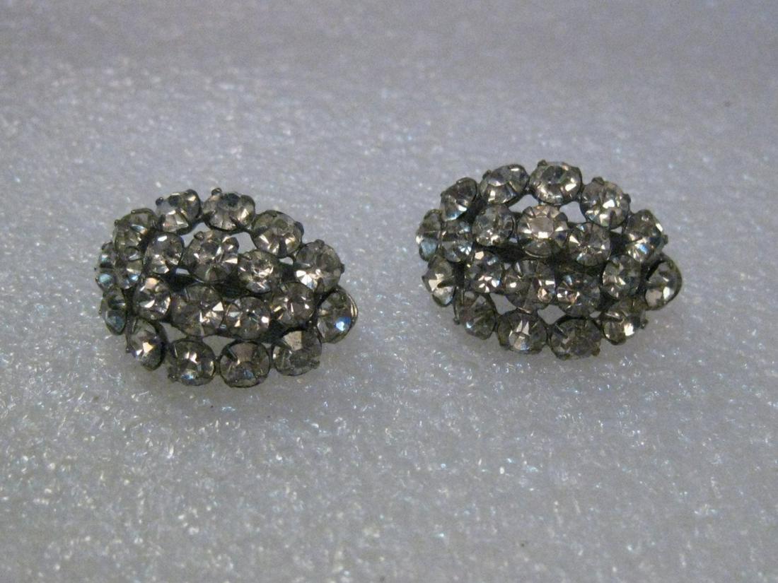 Vintage from the 1930s  Description  Vintage Silver (1 of 5)