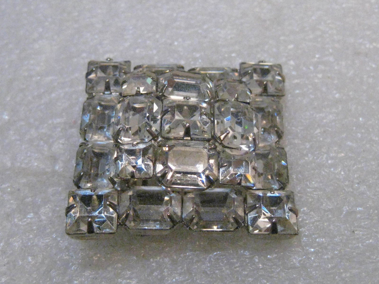 Vintage from the 1950s  Material  Glass  Dimensions (1 of 5)