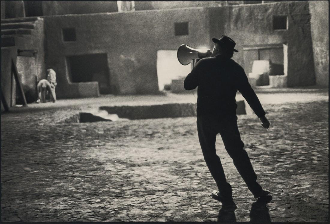 MARY ELLEN MARK - Federico Fellini on Set, Satyricon (1 of 1)