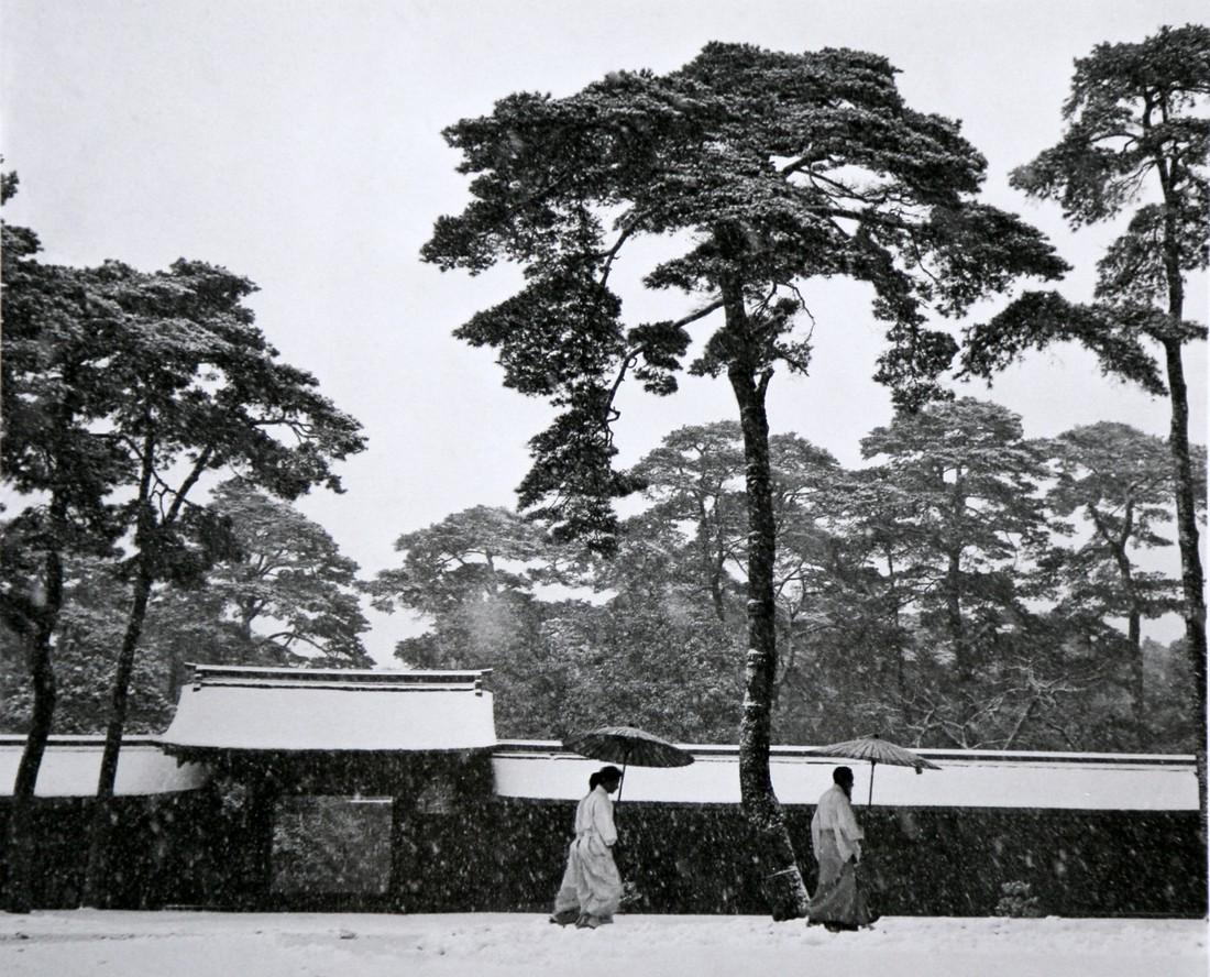 Werner Bischof - Courtyard of the Meiji shrine, 1951: Artist: Werner Bischof Title: Courtyard of the Meiji shrine, 1951 Date/Printed: 2008 Medium: Photo Litho with Copyright Werner Bischof/ Magnum Photos Printer Location: Italy Additional Information: 15