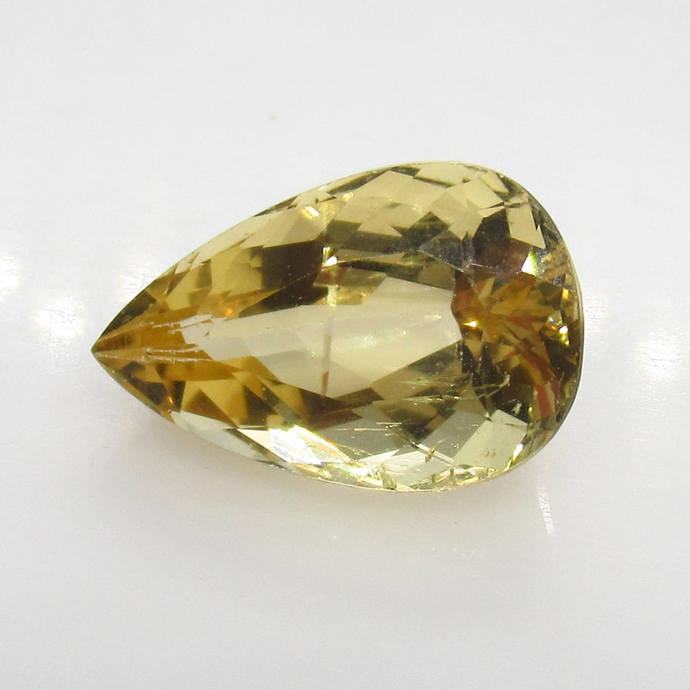 4.78 Ct Natural Yellow Beryl Pear Cut: No Reserve! Title: 4.78 Ct Natural Yellow Beryl Pear Cut Color/Clarity: VVS Gemstone: Natural Yellow Beryl Carat Weight: 4.78 Size/Dimensions: 14.00 x 9.00 x 7.00 mm Additional Information: Nice Pear 