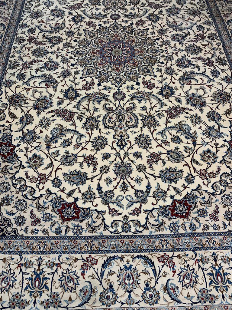 Semi Antique Hand Woven Persian Silk&Wool 6 La Nain (1 of 17)