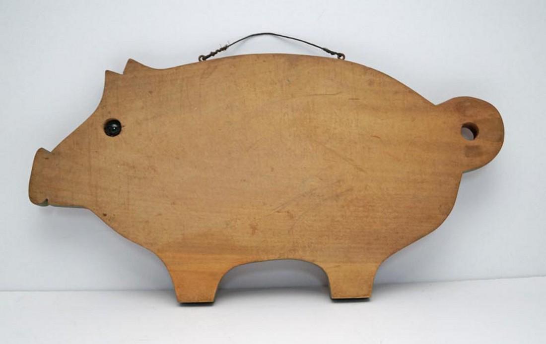 Primitive Wooden Pig Cutting Board / Marble Eye (1 of 4)