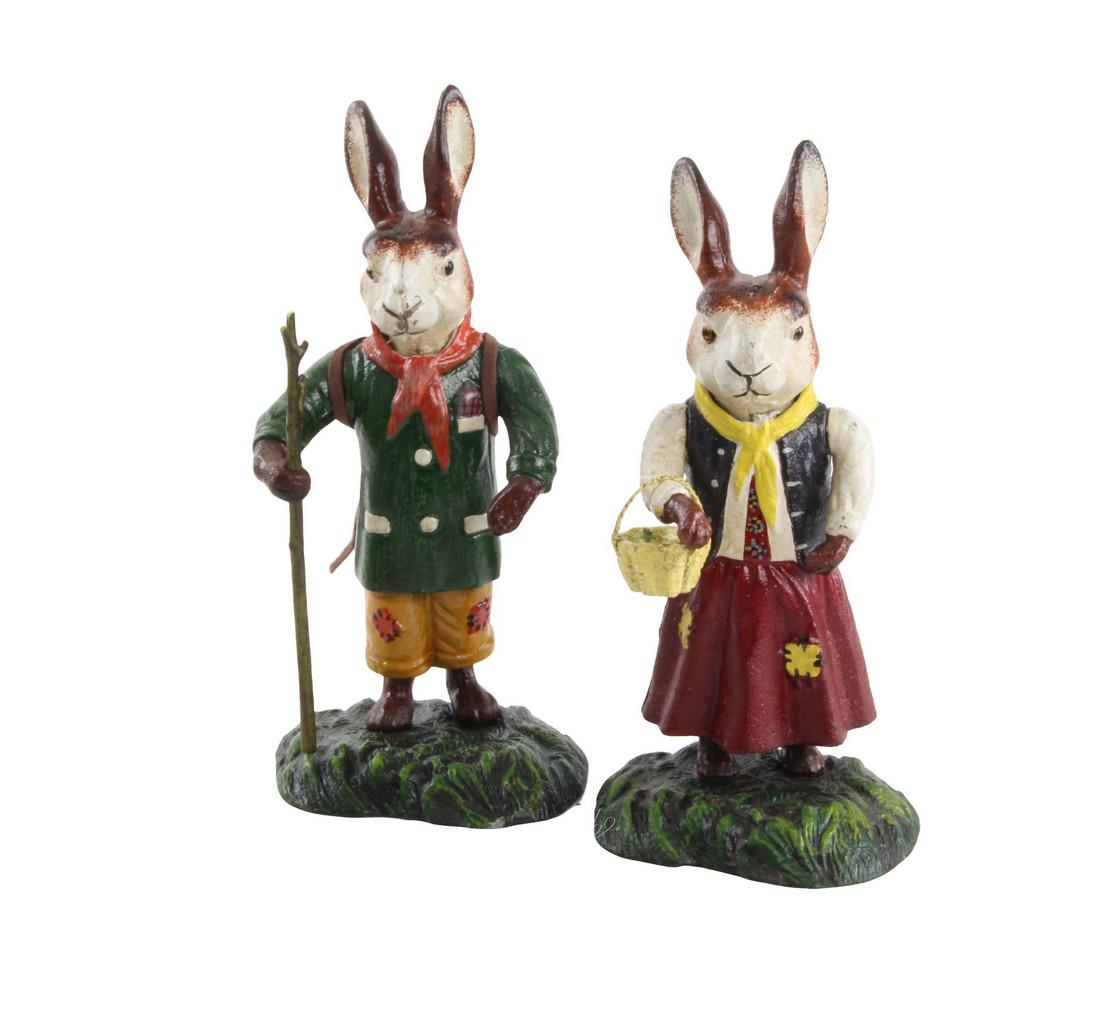 A couple of hare / Bunnie - Male female - easter decor: Title: A couple of hare / Bunnie - Male female - easter decor Maker: Unknown Origin: France Date/Period: Mid 20th century Materials: Cast iron Size/Dimensions: "Height: 23 cm / 9.2 inches Width: 12 cm