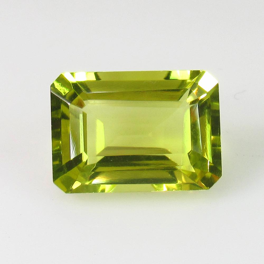 9.67 Ct Natural Lemon Quartz Octagon Cut: No Reserve! Title: 9.67 Ct Natural Lemon Quartz Octagon Cut Color/Clarity: VVS Gemstone: Natuarl Lemon Quartz Carat Weight: 9.67 Size/Dimensions: 16.00 x 12.00 x 7.00 mm Additional Information: Top Qu