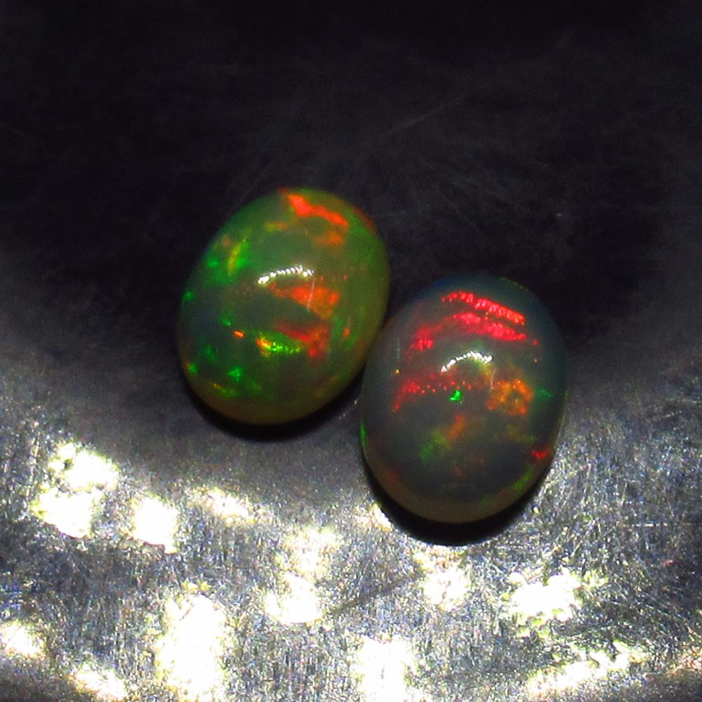 1.71 Ct Natural Ethiopian Multi-Color Fire Opal Oval (1 of 3)