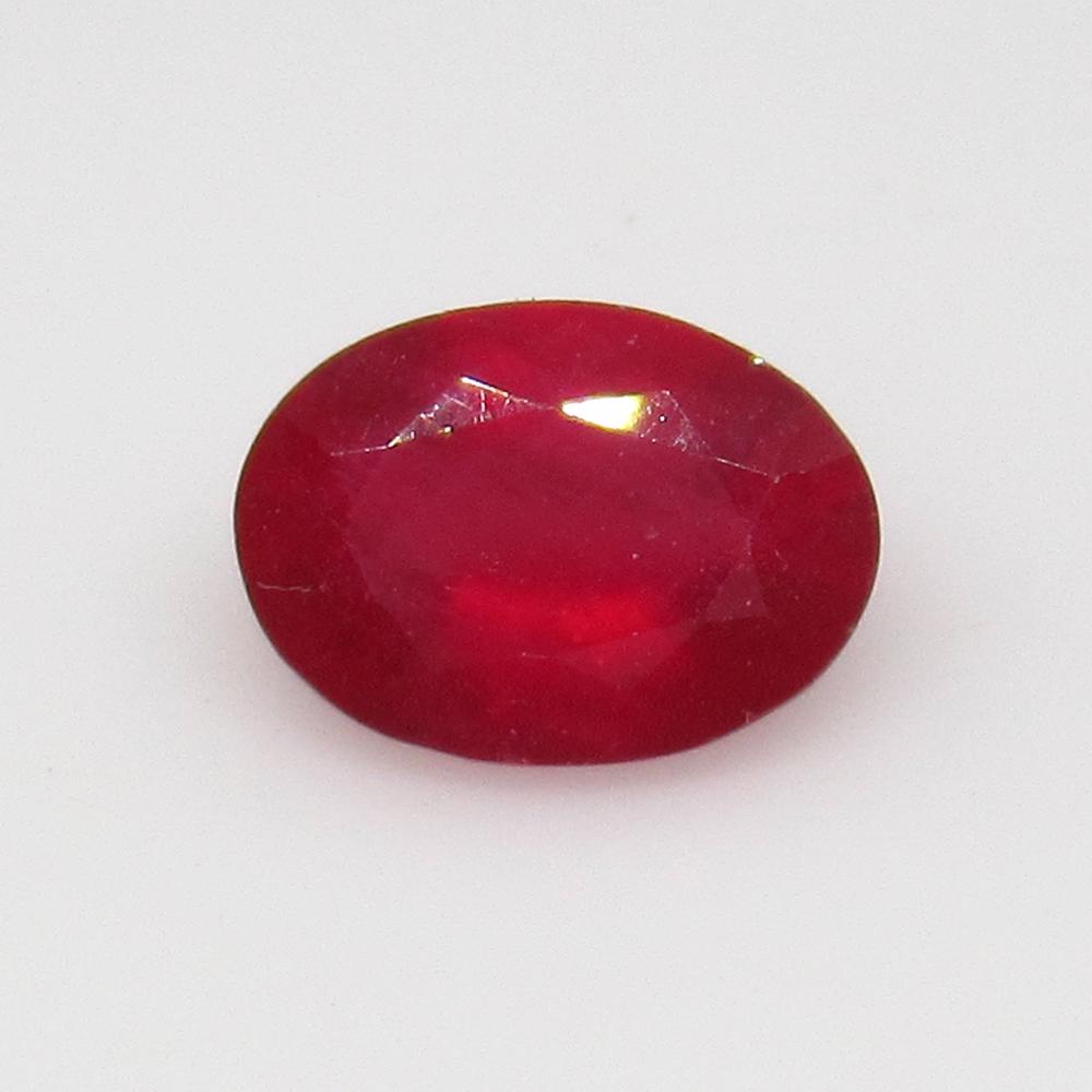 1.45 Ct Natural Mozambique Pinkish Red Ruby Oval Cut (1 of 2)