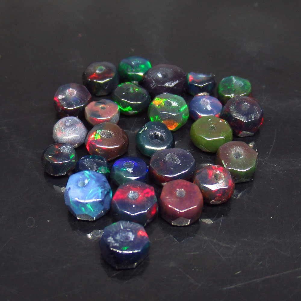 3.96 Ctw Natural 25 Drilled Faceted Black Opal Beads: No Reserve! Title: 3.96 Ctw Natural 25 Drilled Faceted Black Opal Beads Stone Clarity: Translucent Gemstones: Faceted Black Opal Beads Carat Weights: 3.96 Size/Dimensions: 3.50 to 4.50 mm / 25 PC's Ad