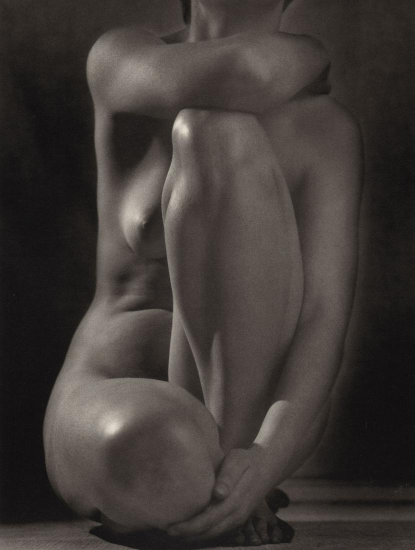 RUTH BERNHARD - Classic Torso, 1952: Artist: RUTH BERNHARD Print Title: Classic Torso, 1952 Medium: Duotone Photoengraving Printed in USA in 1986 Image Size approx: 9 x 6.5 ” Ruth Bernhard (1905 – 2006), was a legendary San Francisco