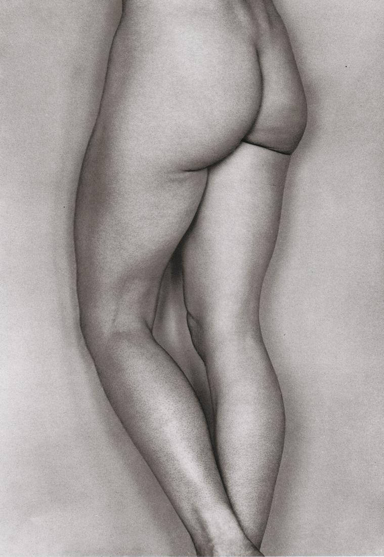 EDWARD WESTON - Nude, 1927: Artist: EDWARD WESTON Print Title: Nude, 1927 Medium: Photoengraving Printed in Hong Kong in the 1990’s Image Size approx: 9 x 6.5 Edward Weston 1886-1958) was a 20th-century American photographer, 