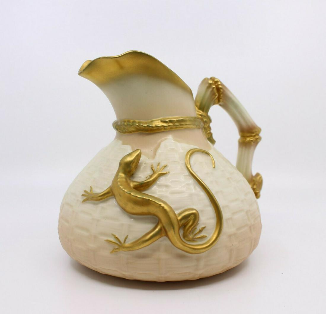 Royal Worcester Blush Pattern 1714 Lizard Jug, 1930: Title: Royal Worcester Blush Pattern 1714 Lizard Jug, 1930 Description: Date/Period: Manufacturer: Royal Worcester, Made in England Date 1930 Backstamp: Royal Worcester puce backstamp with date code C