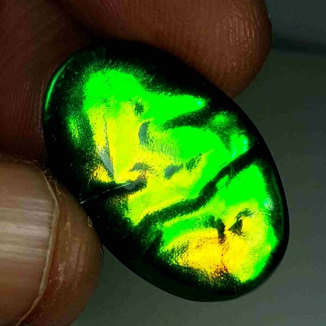 19.88 ct Australian Doublet Opal (1 of 5)
