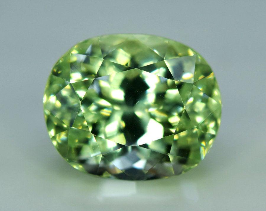 Kunzite, 10.60 Carats Very Amazing Kunzite Gemstone (1 of 4)