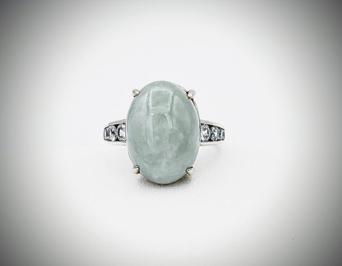 Sterling Silver Sz 8 Oval Jade Ring w 8 Cubic Zirconia (1 of 3)
