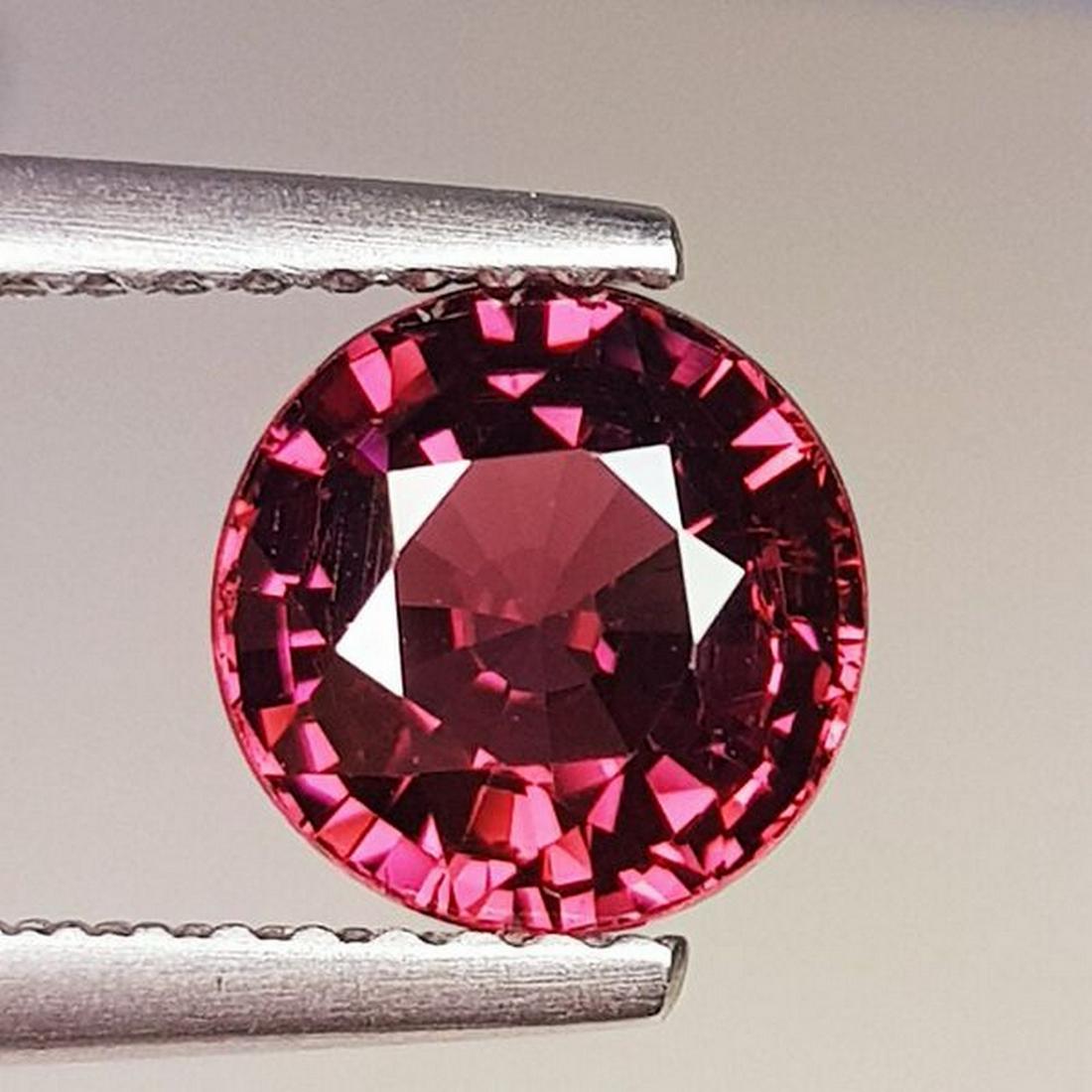 Natural Rhodolite Garnet Round Cut 2.12 ct: No Reserve! Title: Natural Rhodolite Garnet Round Cut 2.12 ct Color/Clarity: VVS - VS Gemstones: Gemstones Carat Weights: $2 Size/Dimensions: 7.00 x 7.00 x 5.00 Additional Information: Round - Burma S