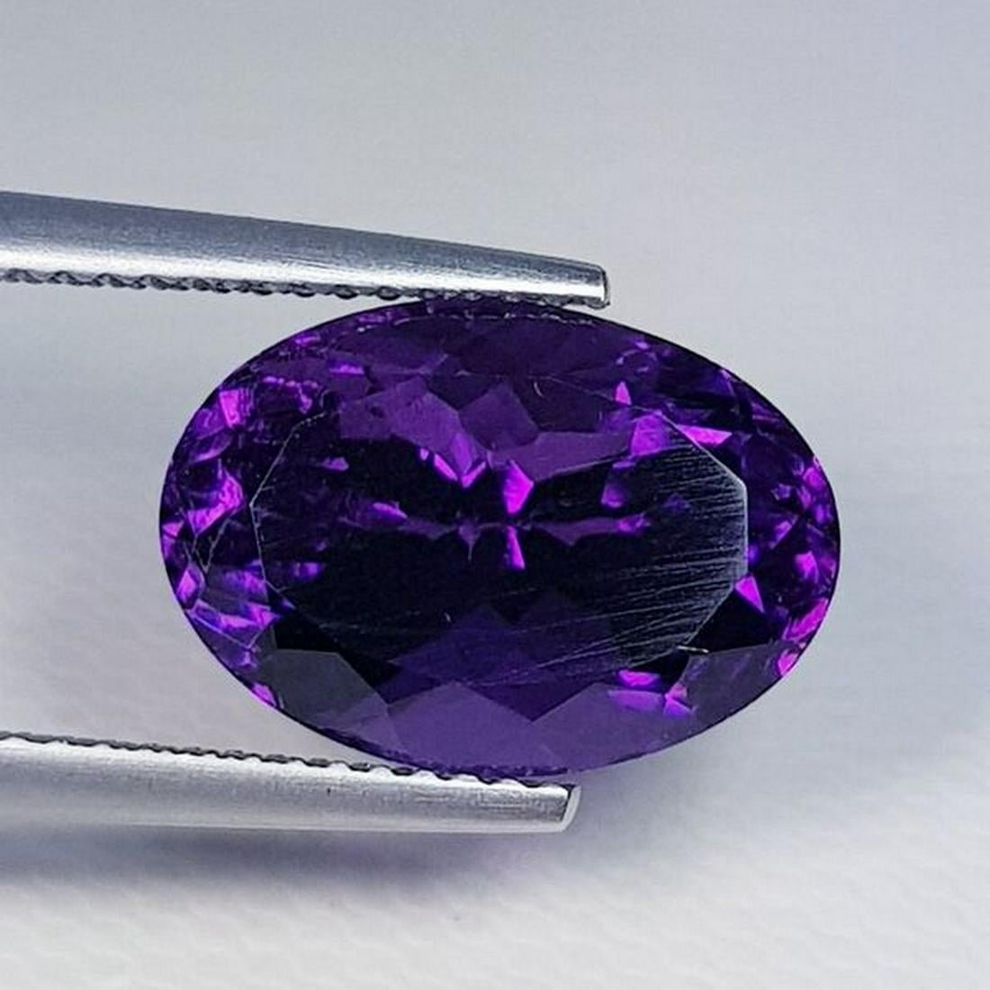 Natural Amethyst Oval Cut 6.15 ct (1 of 5)