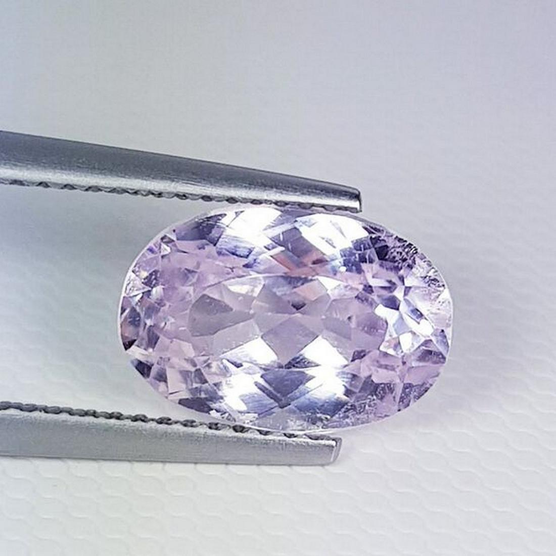 4.69 ct Natural Pink Kunzite Oval Cut: No Reserve! Title: 4.69 ct Natural Pink Kunzite Oval Cut Color/Clarity: IF - VVS Carat Weight: 4.69 Size/Dimensions: 11.40 x 8.00 x 6.90 Additional Information: Oval - Pakistan/Afghanistan Shipping: D