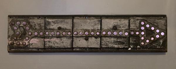 Antique Right of Way Arrow with Original Glass (1 of 1)