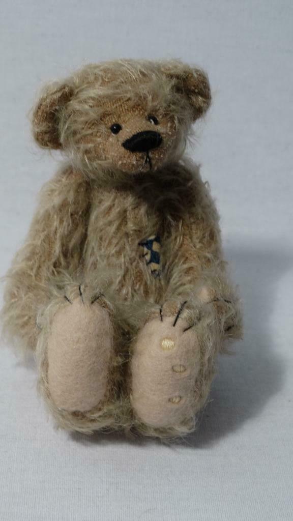 DEB CANHAM ARTIST DESIGNS. INC DENIZENS OF HONEY HILLS (1 of 12)