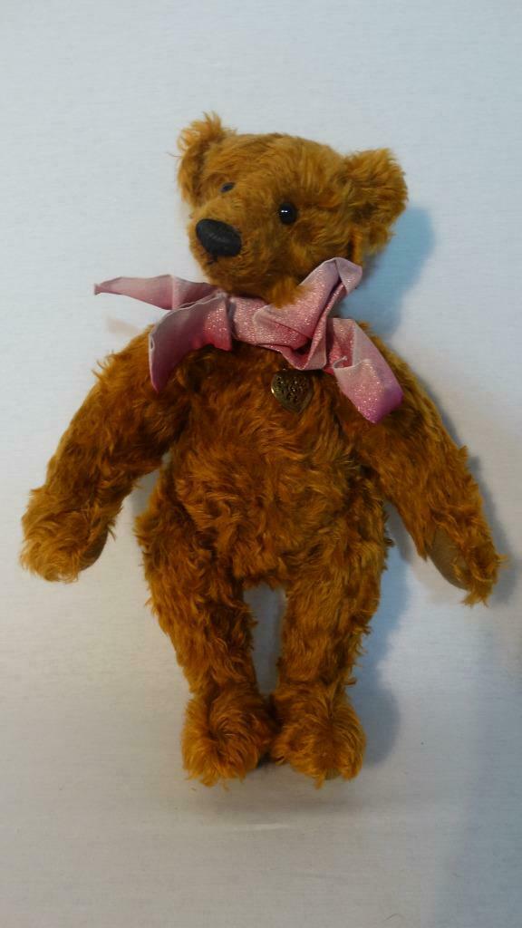 1995 FRIENDS FOREVER ARTIST BEAR 15 INCHES EMILY (1 of 12)