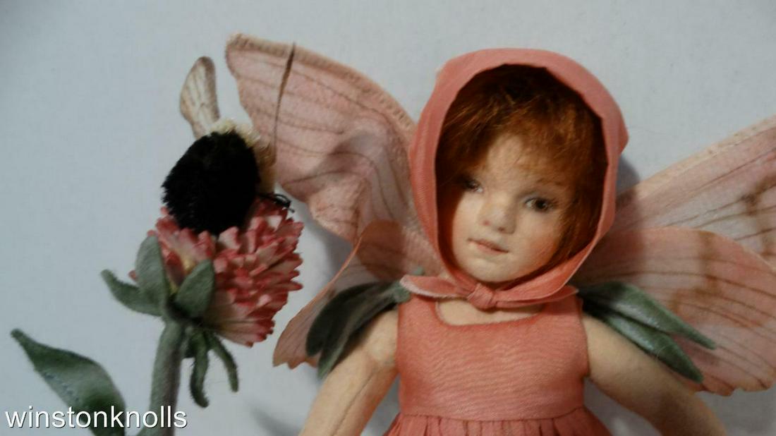 RARE 2010 R. JOHN WRIGHT RED CLOVER FAIRY WITH BEE: RARE 2010 R. JOHN WRIGHT RED CLOVER FAIRY WITH BEE FLOWER FAIRIES COLLECTION Description RARE MADE FOR THE 2ND R. JOHN WRIGHT CONVENTION FLOWER FAMILIES COLLECTION 2010 RED CLOVER FAIRY WITH SPECIAL B