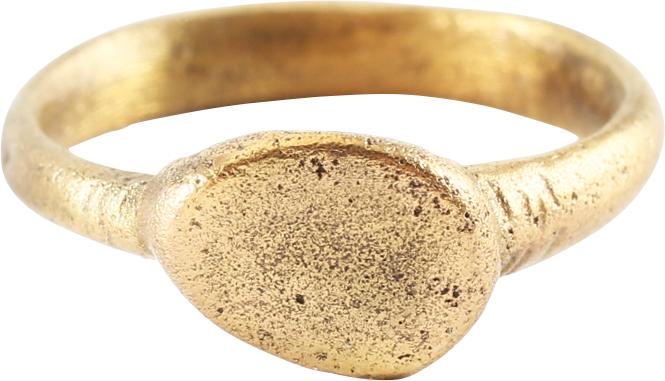 MEDIEVAL WOMAN’S FASHION RING C.1200-1400 AD: Size 4 for the small finger as was the fashion. Rounded band 2.0mm width. Raised oval bezel. This ring, by its quality, would have distinguished its owner as a member of the merchant and noble class.