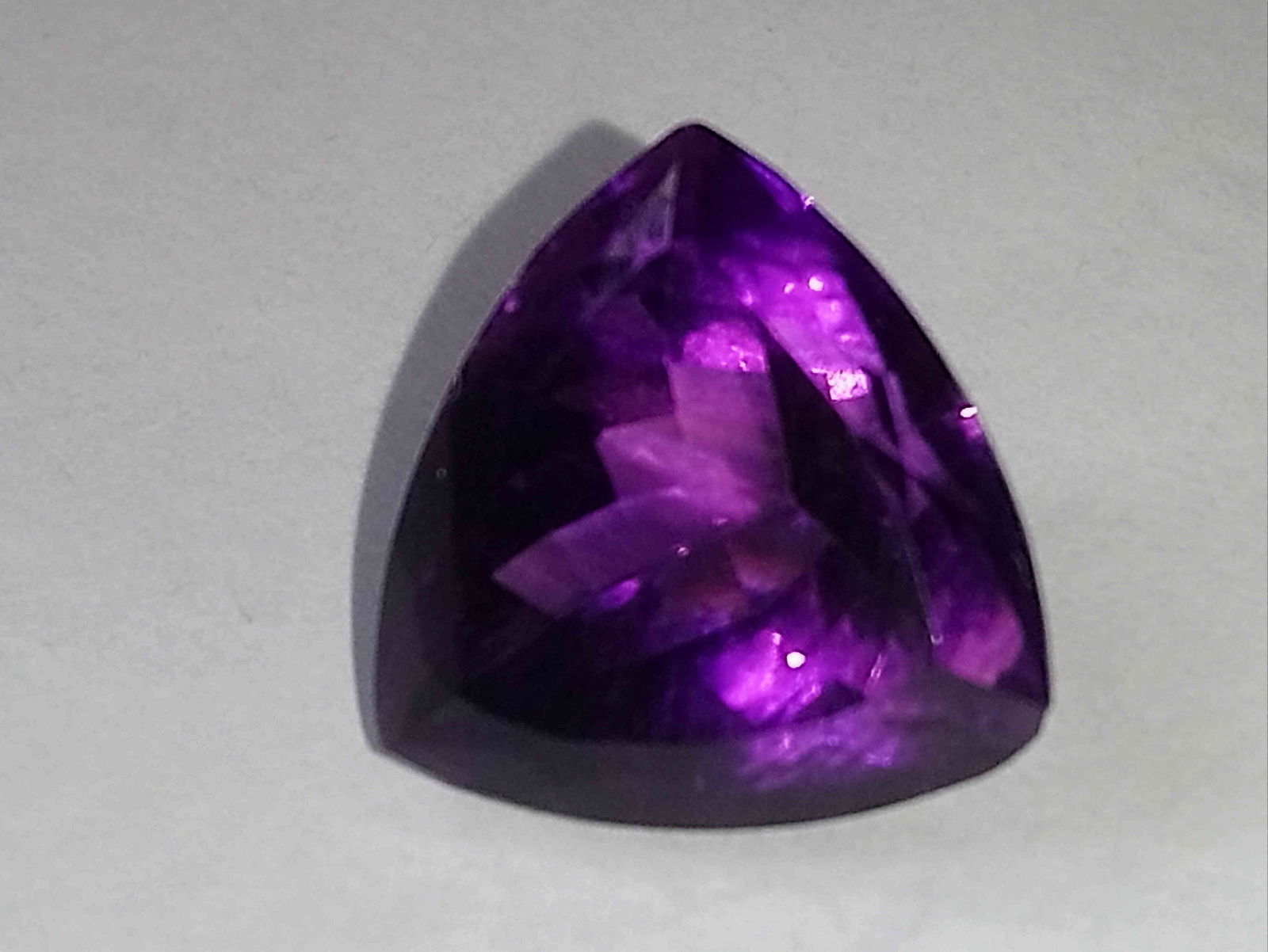 Natural color change amethyst (1 of 14)