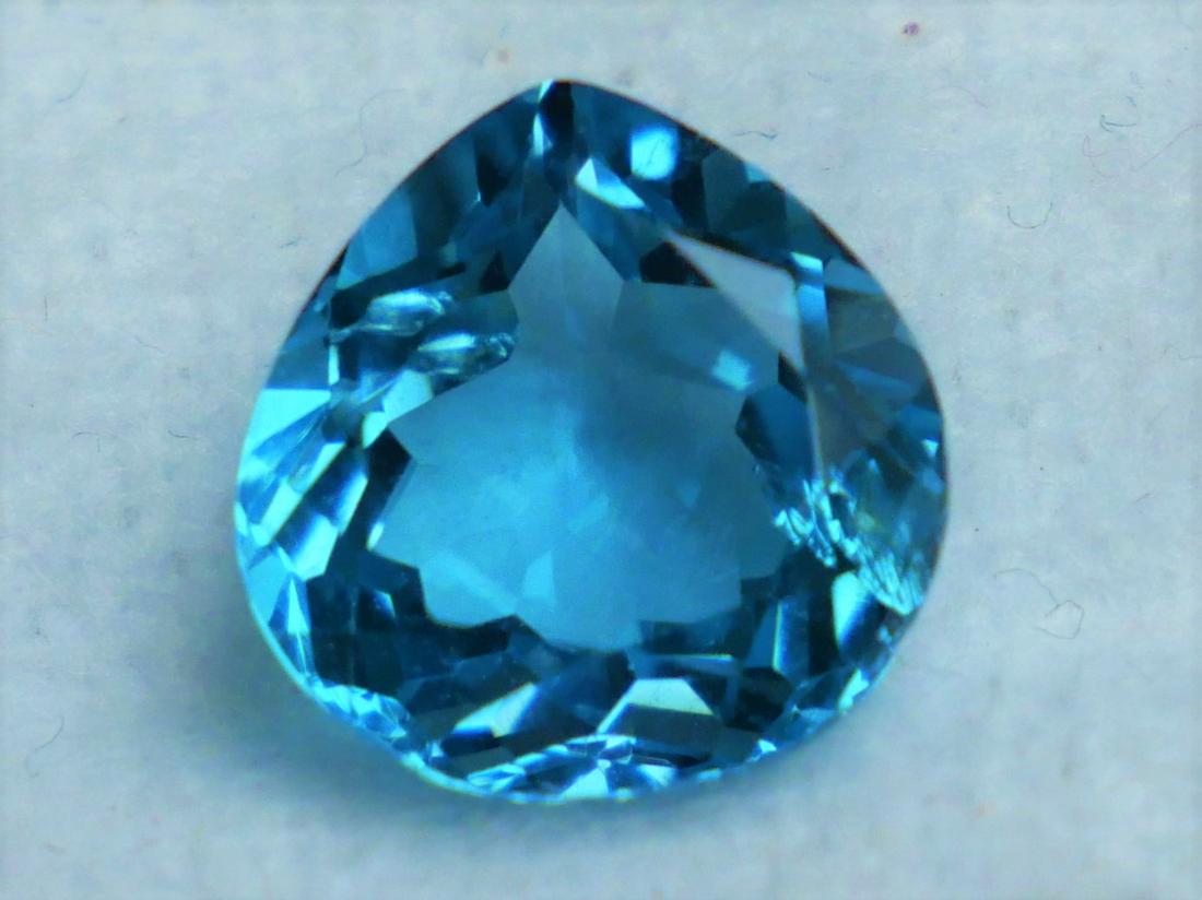 SWISS BLUE TOPAZ 4.50 ct **CERTIFIED IGI** (1 of 1)