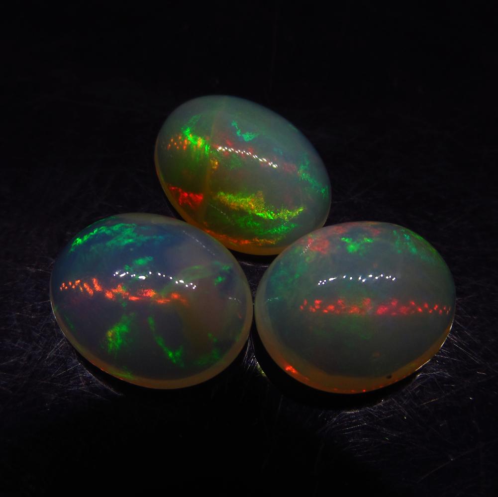 4.62 Ct Natural Ethiopian Multi-Color Fire Opal Oval (1 of 2)